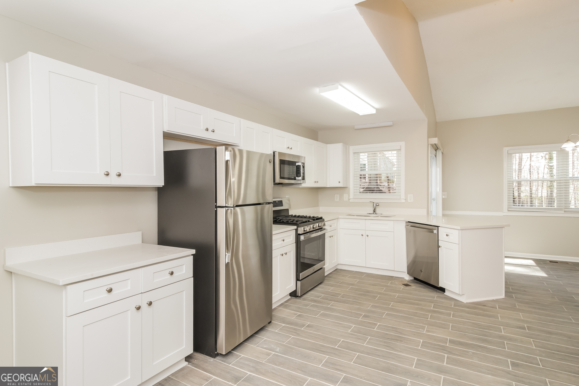 ALLATOONA SHORES - Residential Lease
