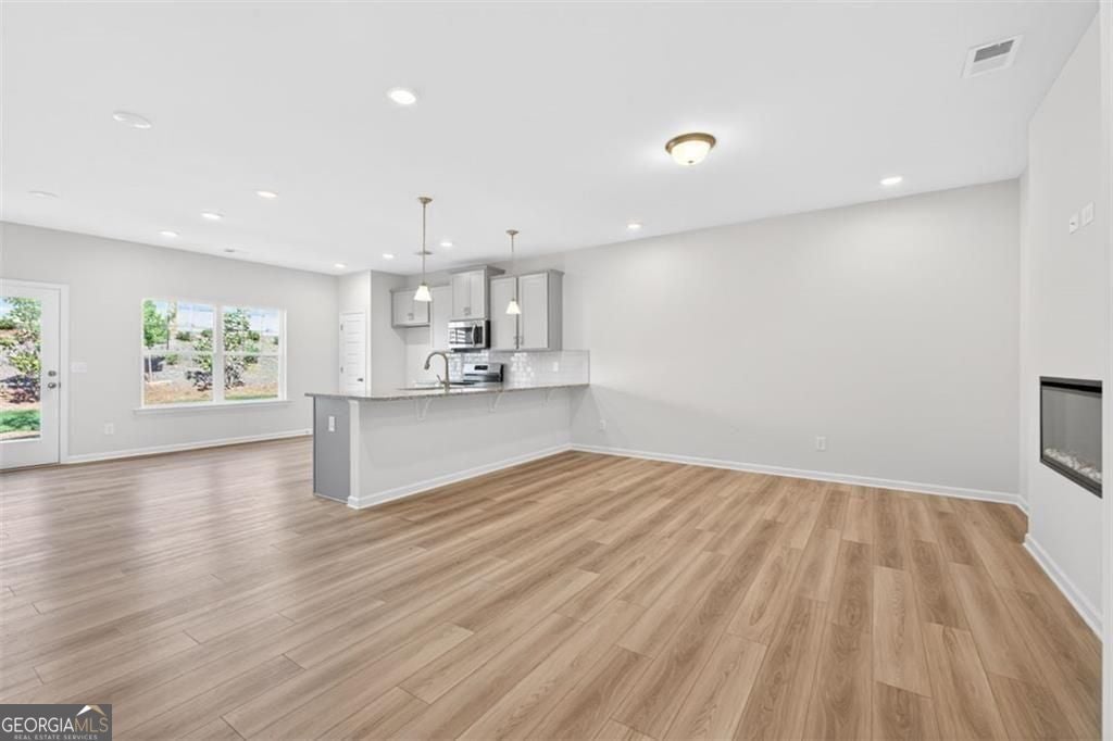 504 Brixton DR 89
