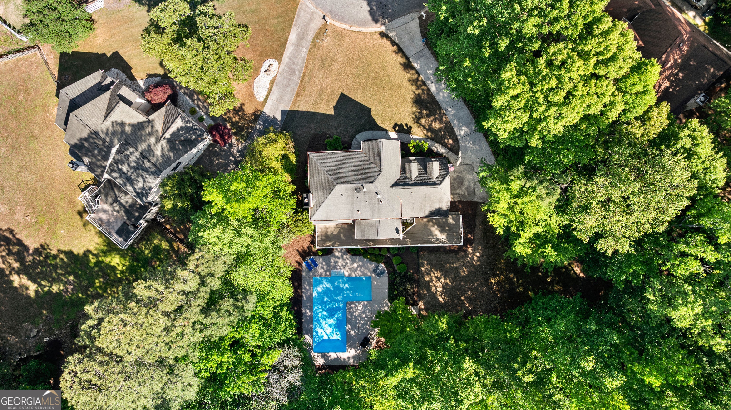 605 Coniston CT