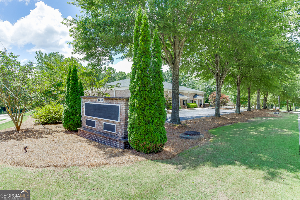 6105 Atlanta HWY