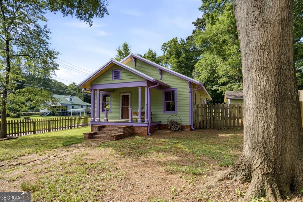 Photo of 649 Federal Terrace SE, Atlanta, GA 30315 (MLS # 10797401)