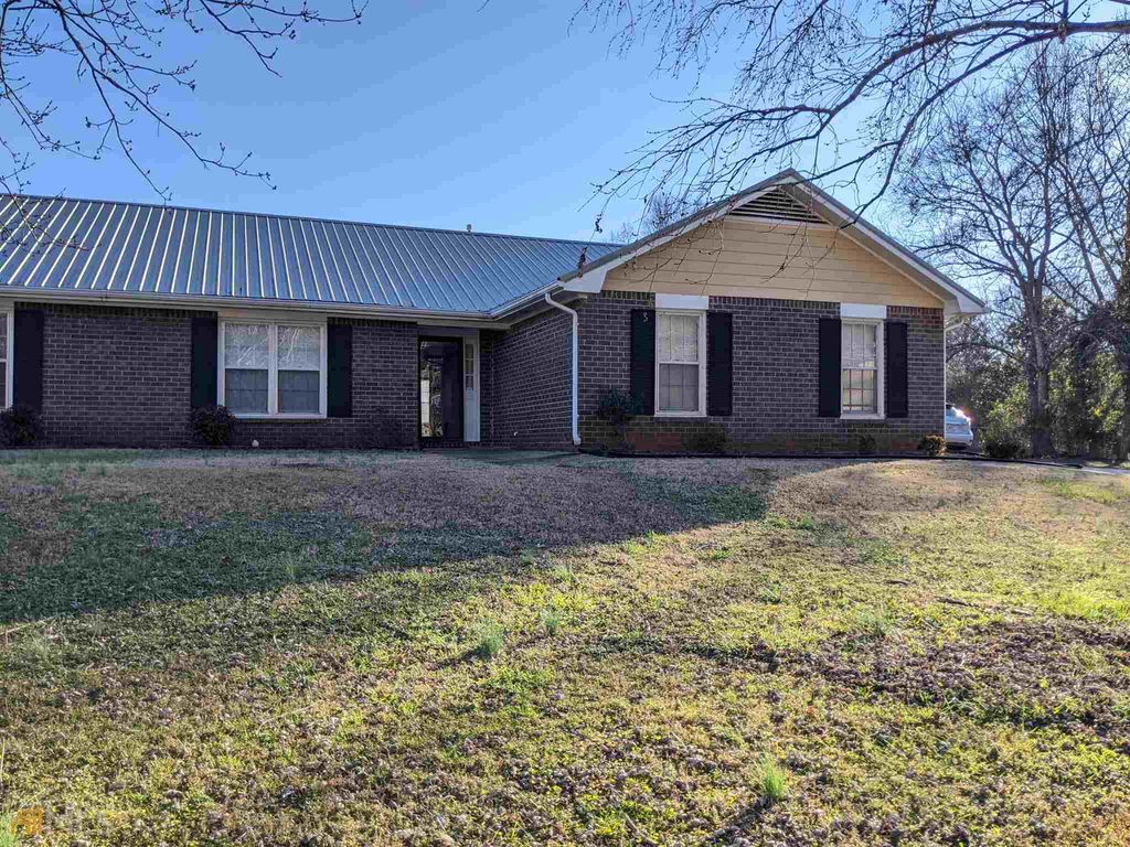 Photo of 137 Hilo Road, Fayetteville, GA 30215 (MLS # 10685230)