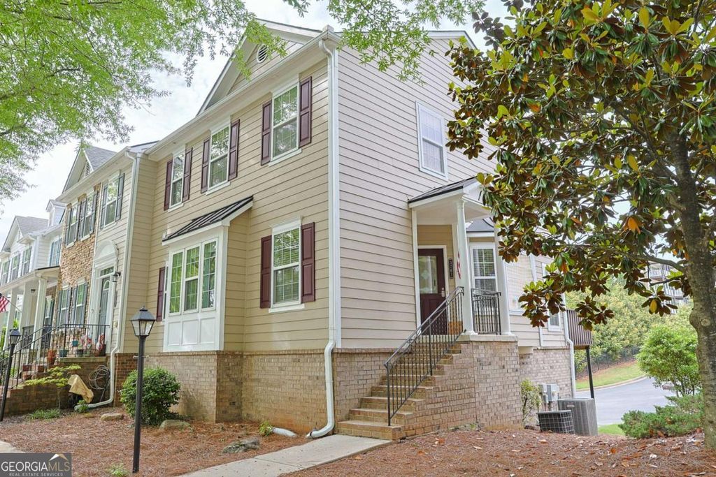 Photo of 3761 Lake Point Boulevard, Suwanee, GA 30024 (MLS # 10663315)