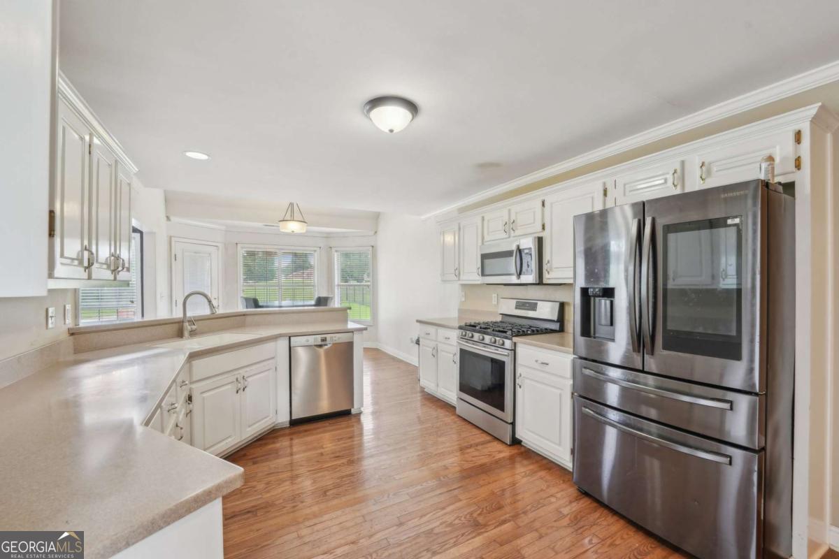 1535 LAKE DOW RD