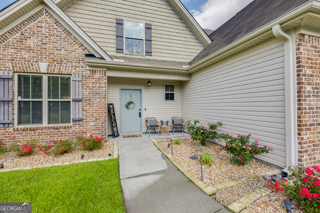 172 Green Paddock CIR