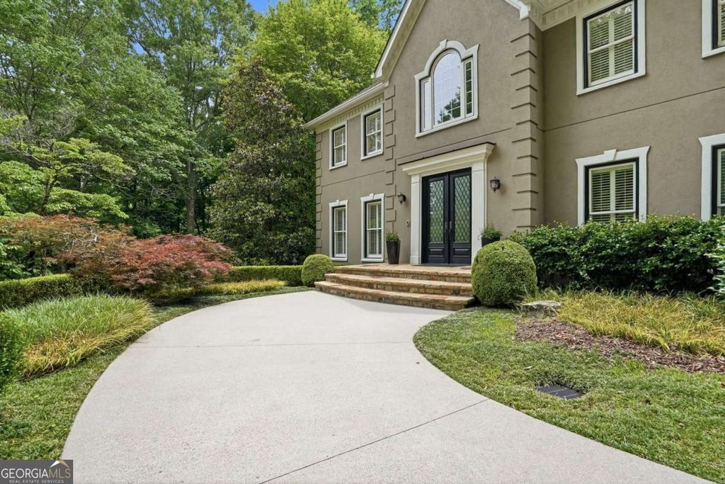 Photo of 12880 Bucksport Drive, Roswell, GA 30075 (MLS # 10776012)
