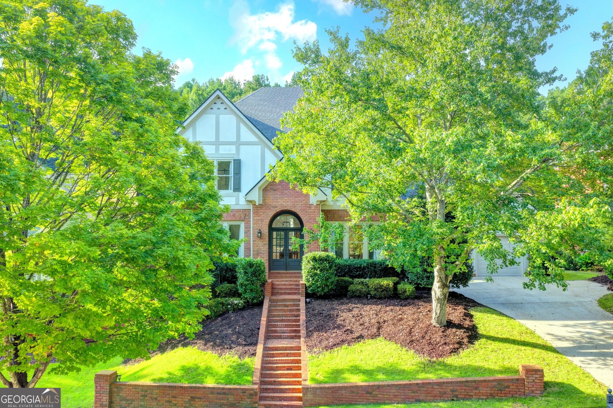 1071 Moores Walk LN