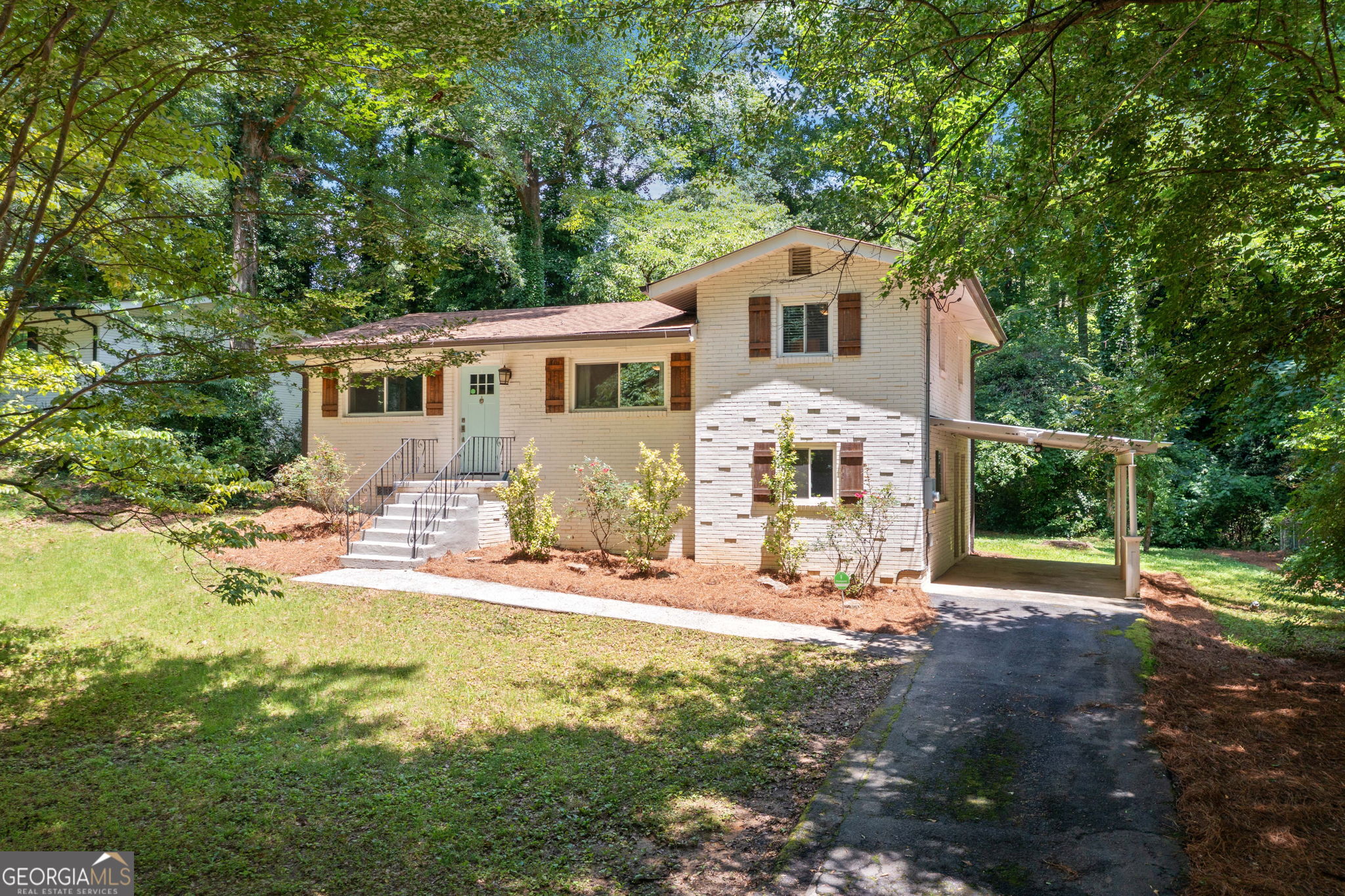 481 MEADOWBROOK DR SE