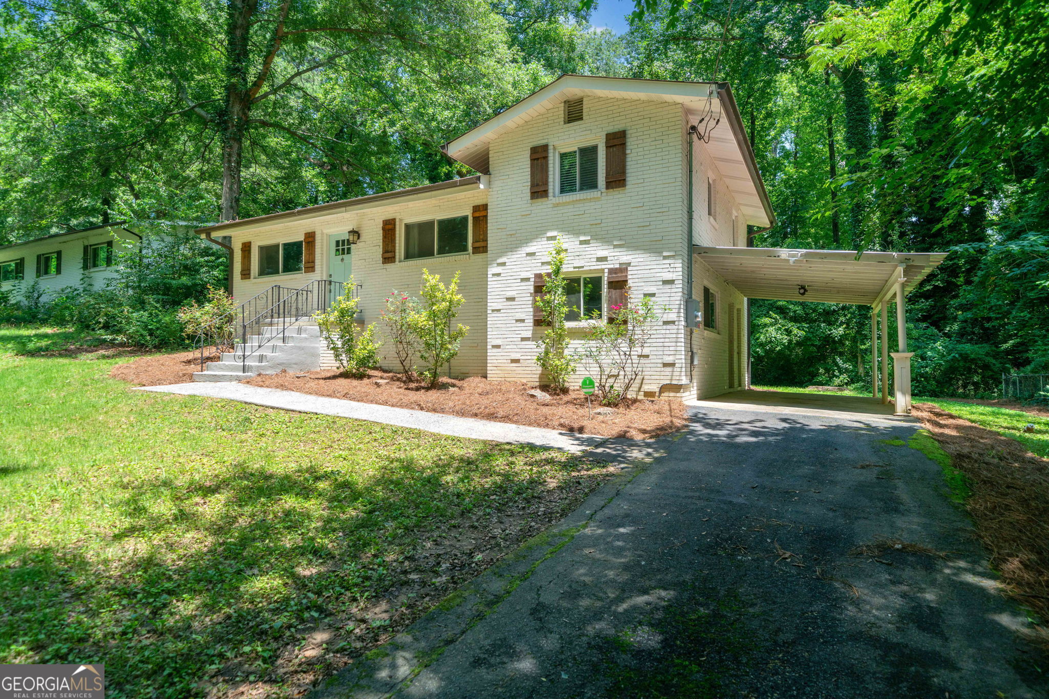 481 MEADOWBROOK DR SE