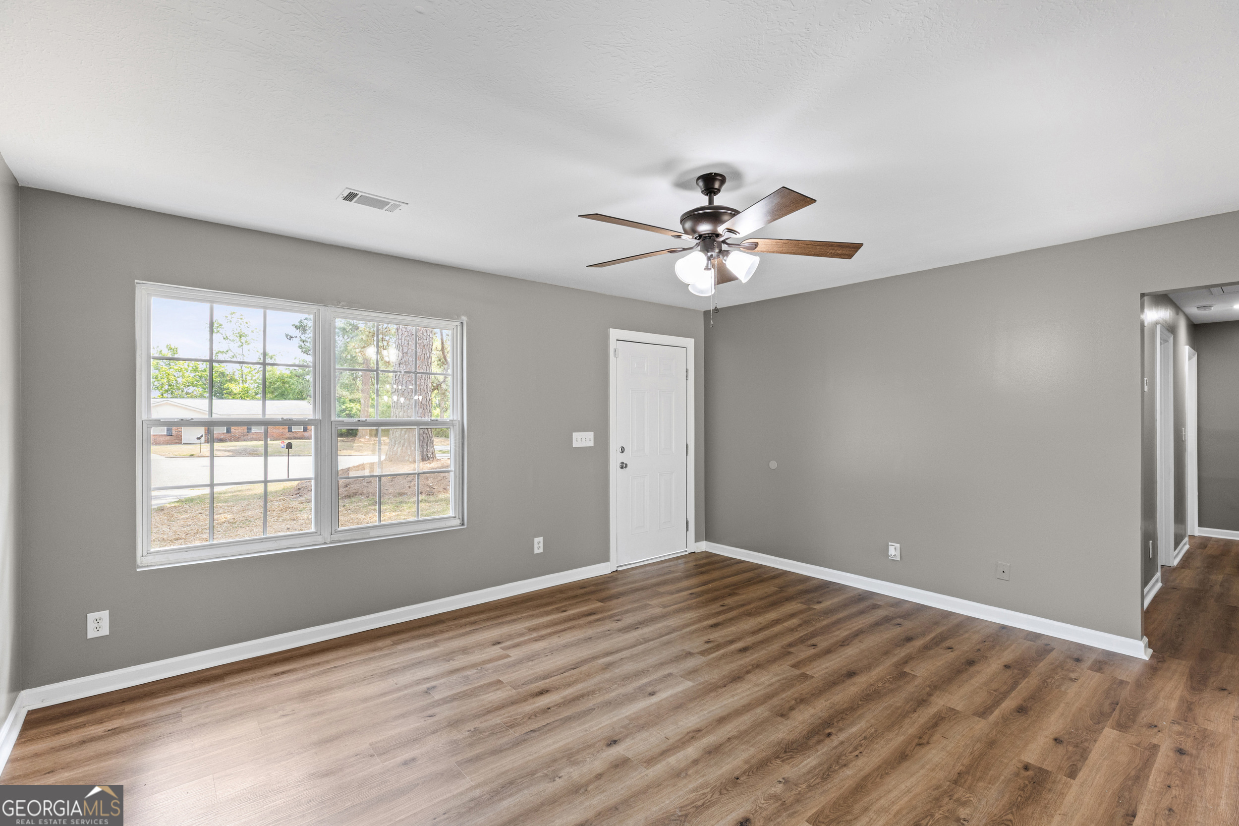 2303 Canberra CT