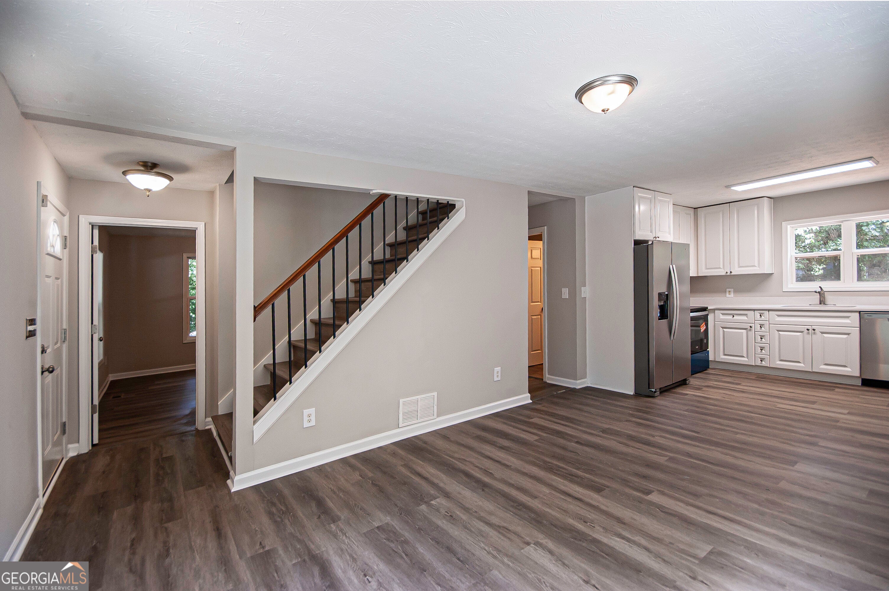 8454 Hightower TRL