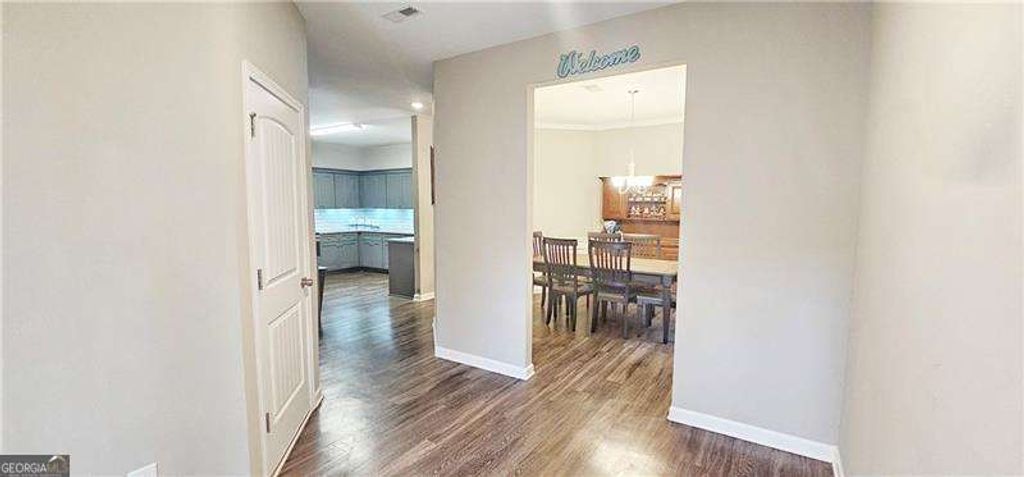 Photo of 22 Oakbrook Drive SW, Cartersville, GA 30120 (MLS # 10657164)