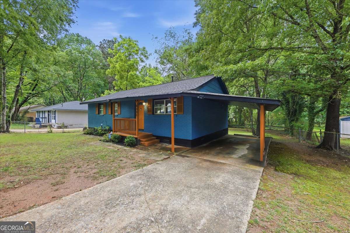 8331 Attleboro DR