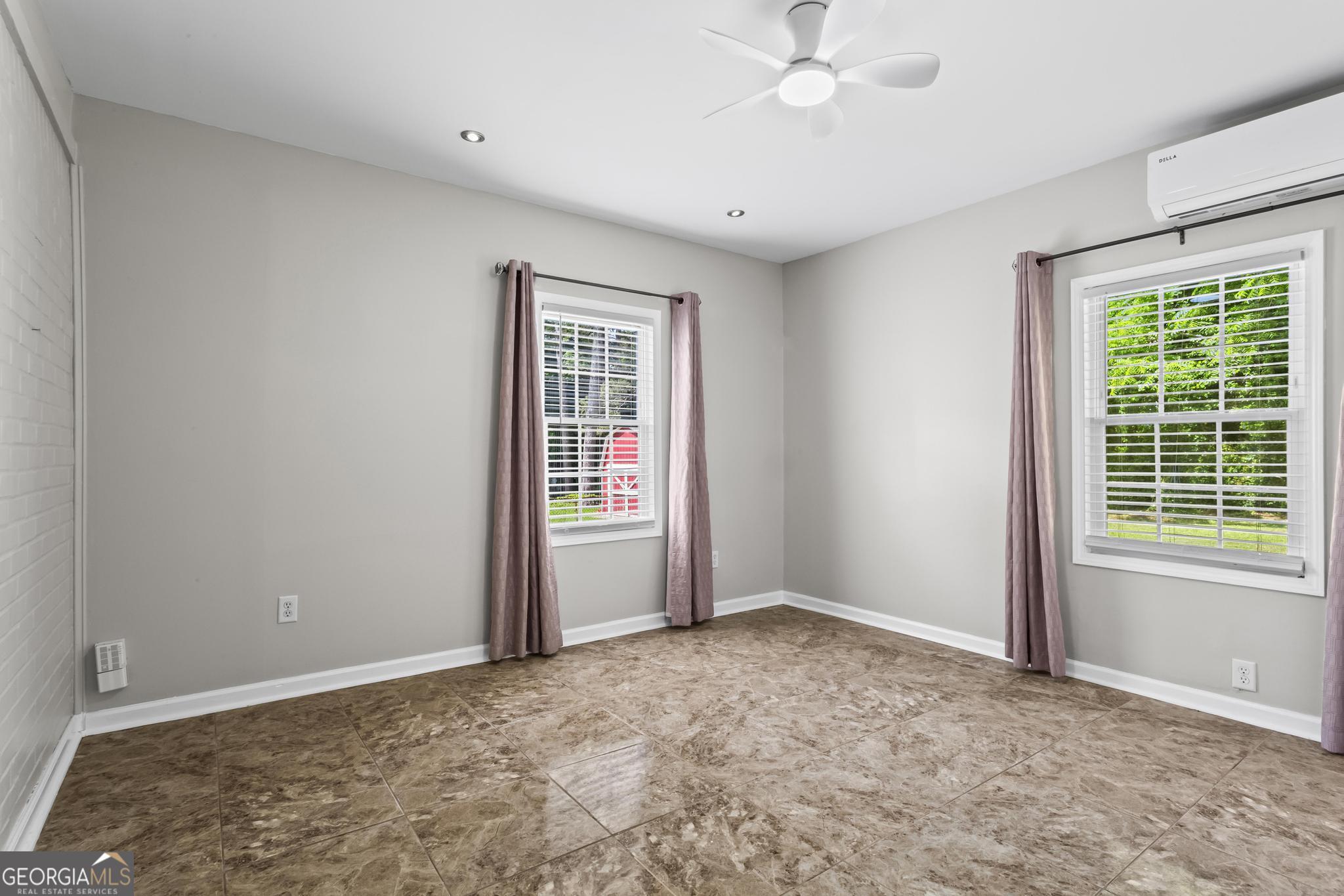 Meadow Brook - Residential