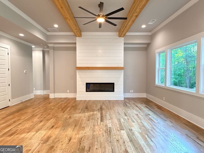 5832 Woodland Park CT