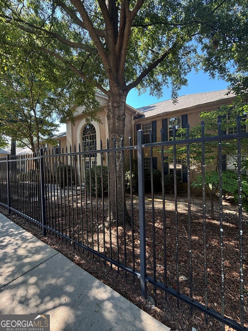 Photo of 750 Dalrymple Road #D-4, Sandy Springs, GA 30328 (MLS # 10847414)
