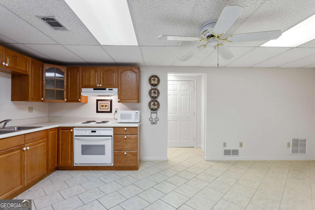 Smyrna, Georgia 30082, United States, 1 Bedroom Bedrooms, ,1 BathroomBathrooms,Residential,Active,103987