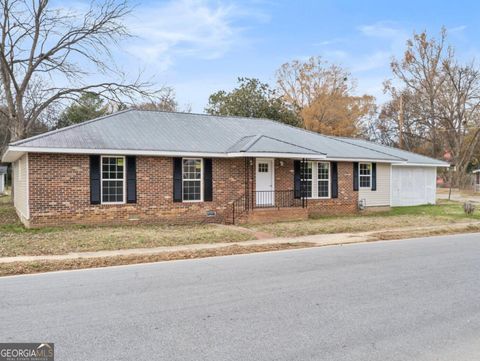 A home in Cedartown