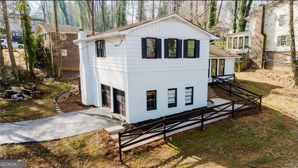 Photo of 50 Bailey Drive, Lilburn, GA 30047 (MLS # 10707353)
