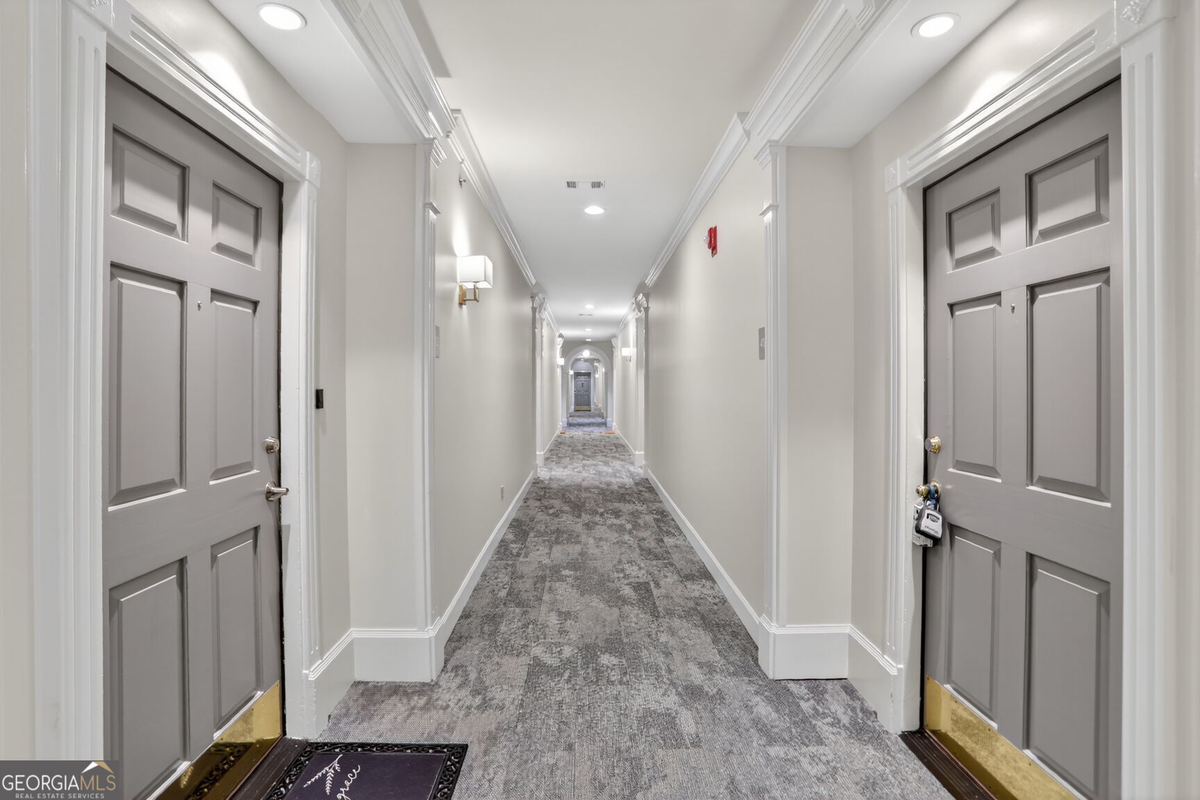 2921 Lenox RD NE 413