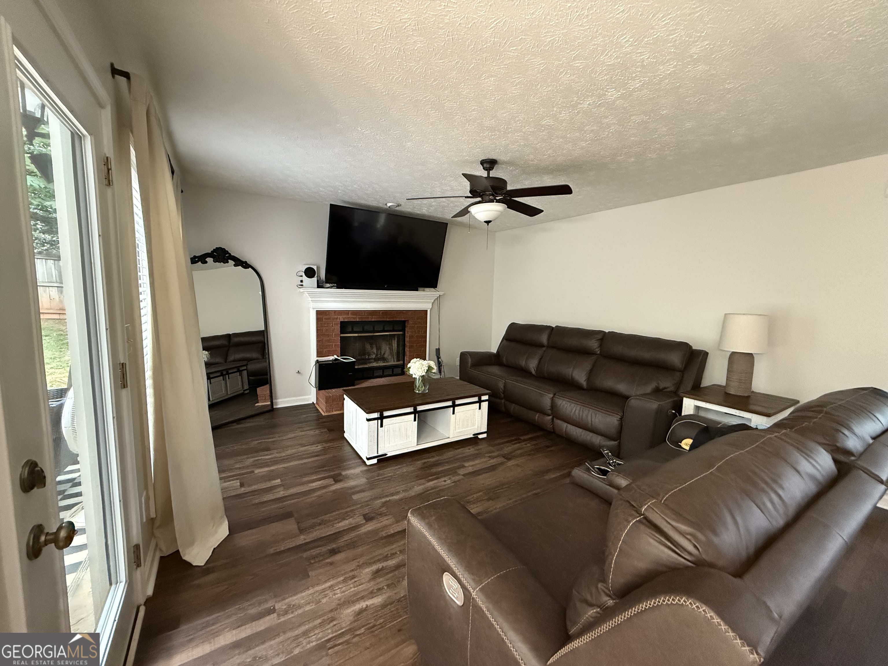 2550 Suwanee Lakes TRL