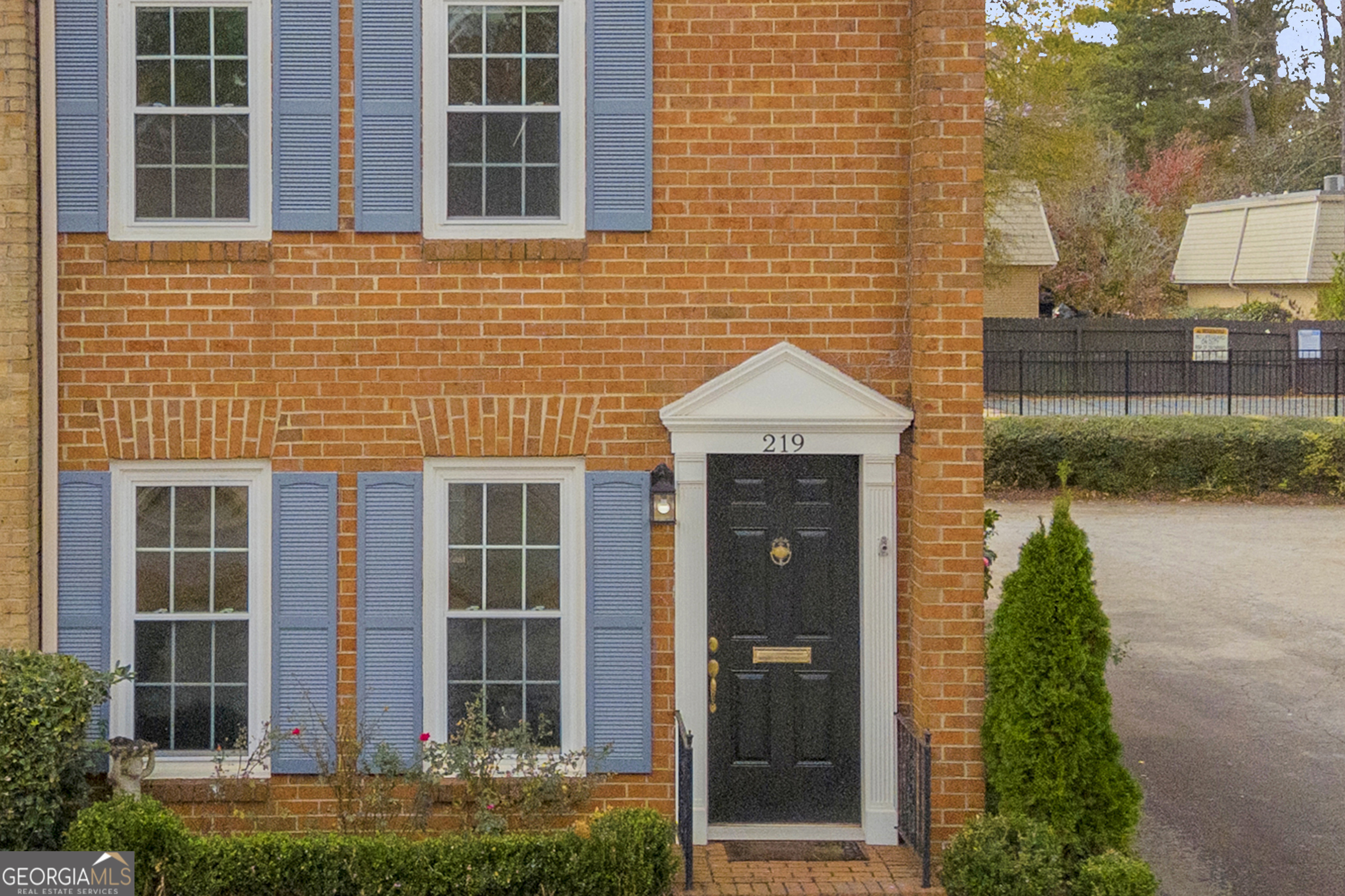219 Georgetown DR