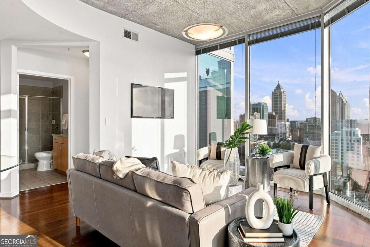 860 Peachtree ST NE 2101