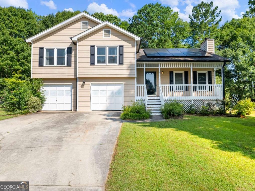 Photo of 443 Rhett Drive, Loganville, GA 30052 (MLS # 10636987)