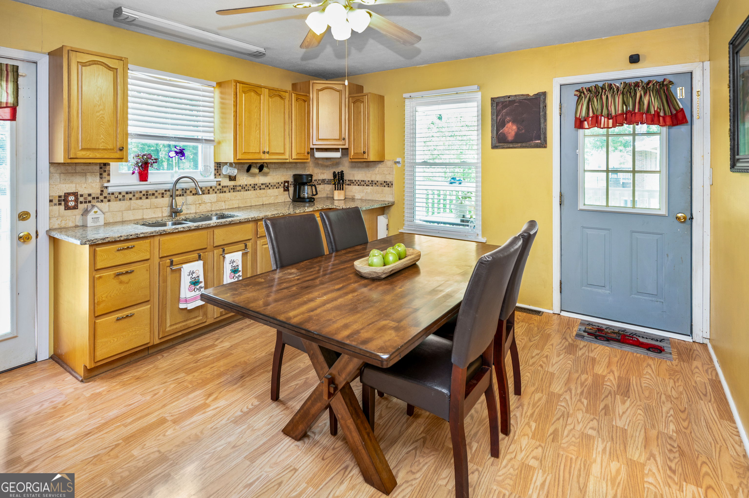 Rex, Georgia 30273, United States, 3 Bedrooms Bedrooms, ,3 BathroomsBathrooms,Residential,Active,131481