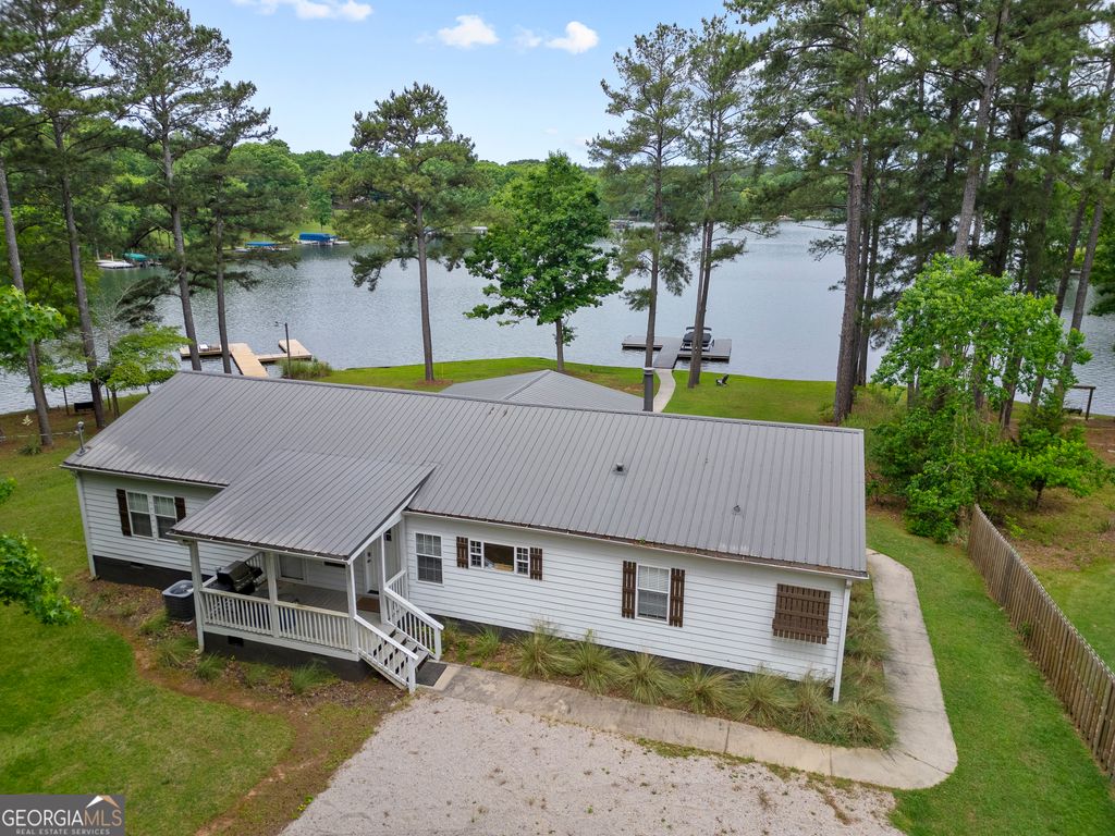 Photo of 322 River Lake Drive, Eatonton, GA 31024 (MLS # 10765770)
