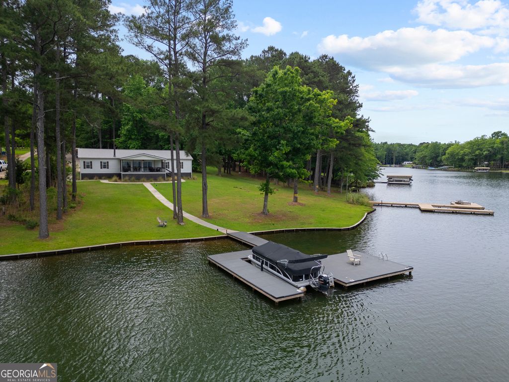 Photo of 322 River Lake Drive, Eatonton, GA 31024 (MLS # 10765770)