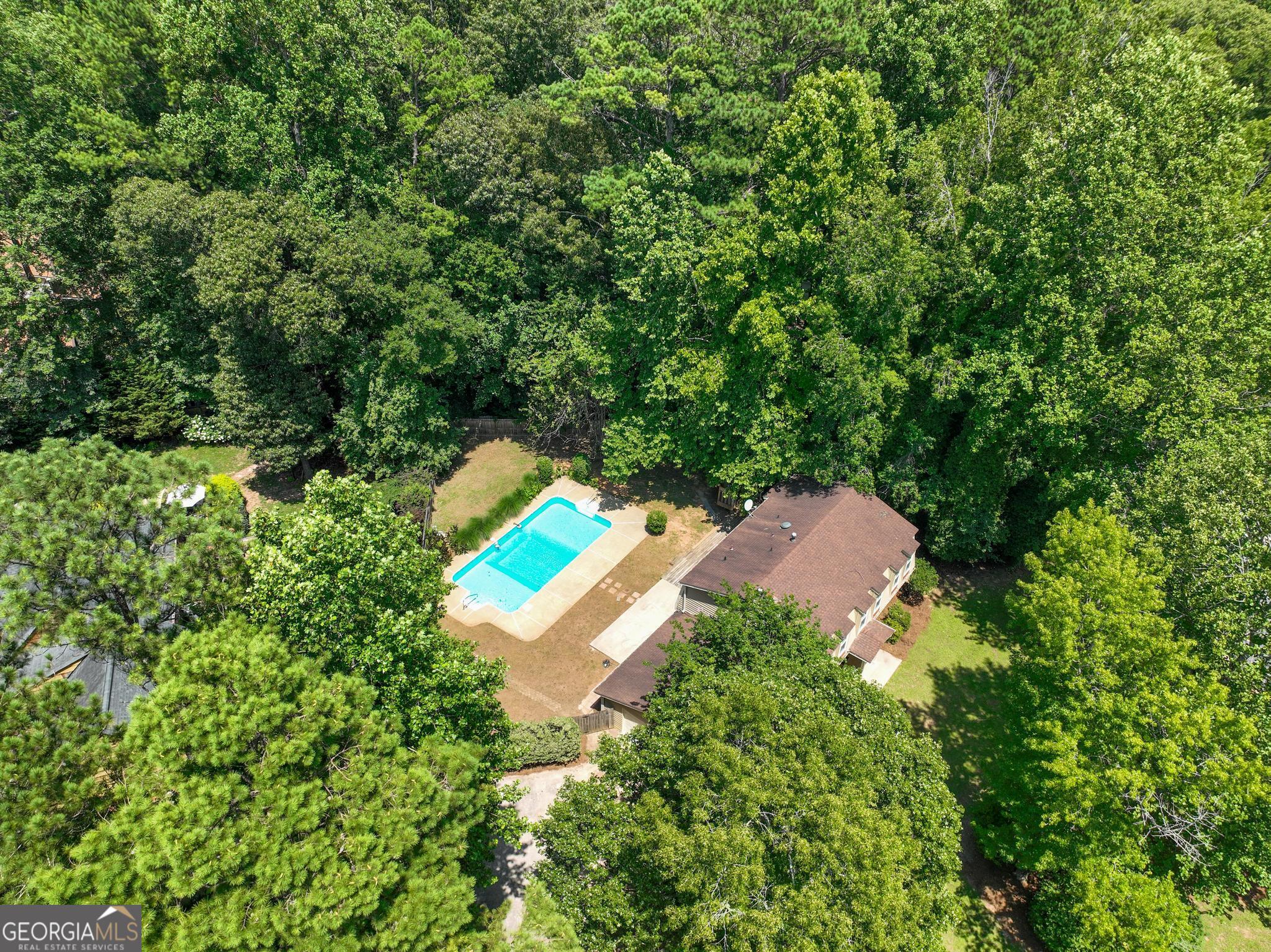 400 Pinegate RD