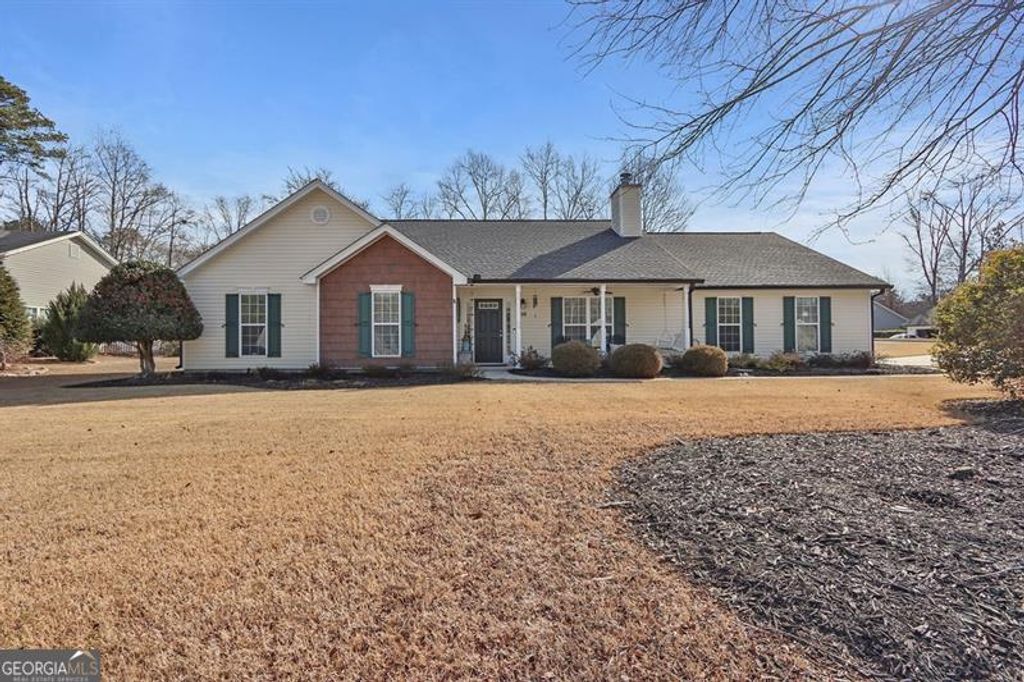 Photo of 616 Embassy Walk, Winder, GA 30680 (MLS # 10680443)