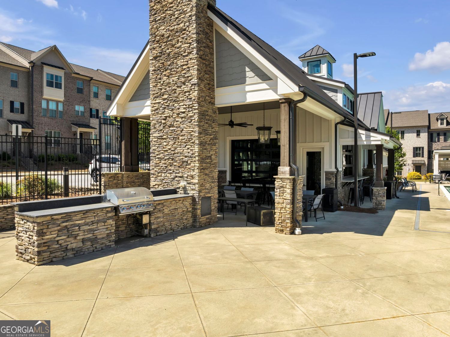 Doraville, Georgia 30360, United States, 4 Bedrooms Bedrooms, ,4 BathroomsBathrooms,Residential,Active,238076