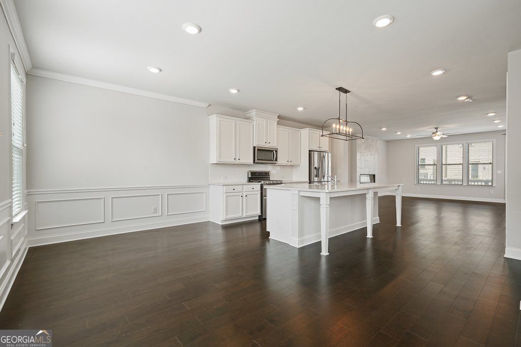 Doraville, Georgia 30360, United States, 4 Bedrooms Bedrooms, ,4 BathroomsBathrooms,Residential,Active,238076