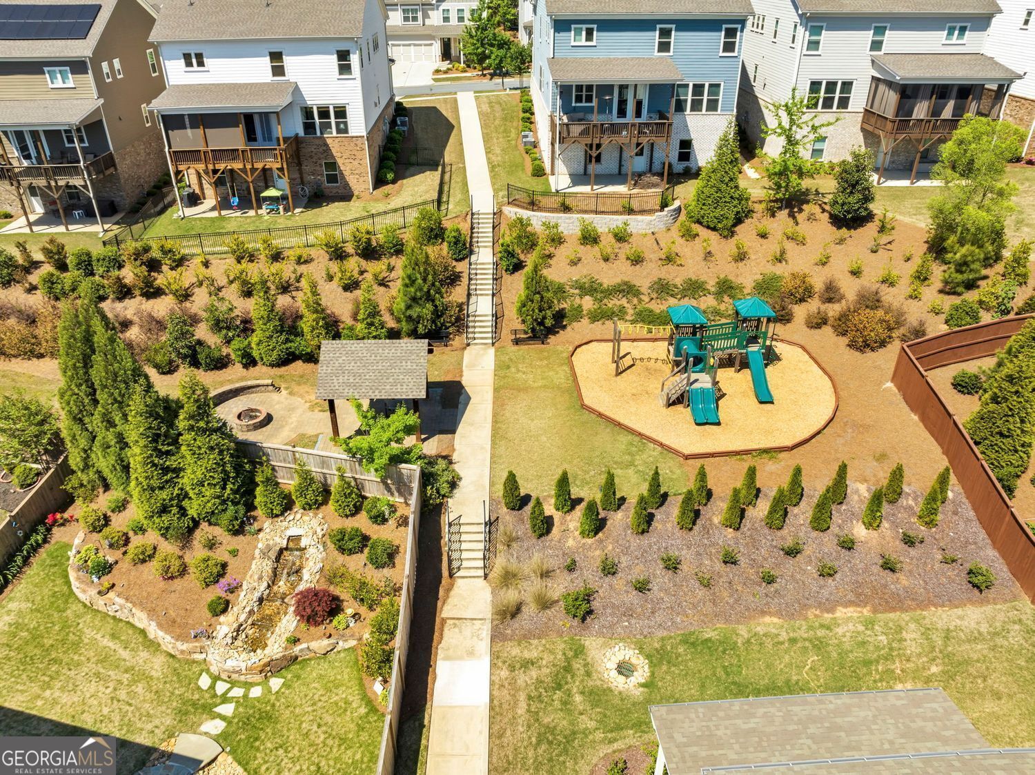 Doraville, Georgia 30360, United States, 4 Bedrooms Bedrooms, ,4 BathroomsBathrooms,Residential,Active,238076