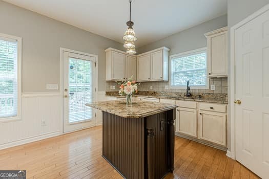 Canton, Georgia 30114, United States, 4 Bedrooms Bedrooms, ,4 BathroomsBathrooms,Residential,Active,193320