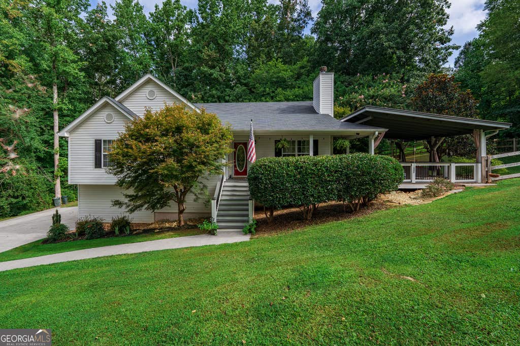 Photo of 309 Calusa Place, Ball Ground, GA 30107 (MLS # 10818692)