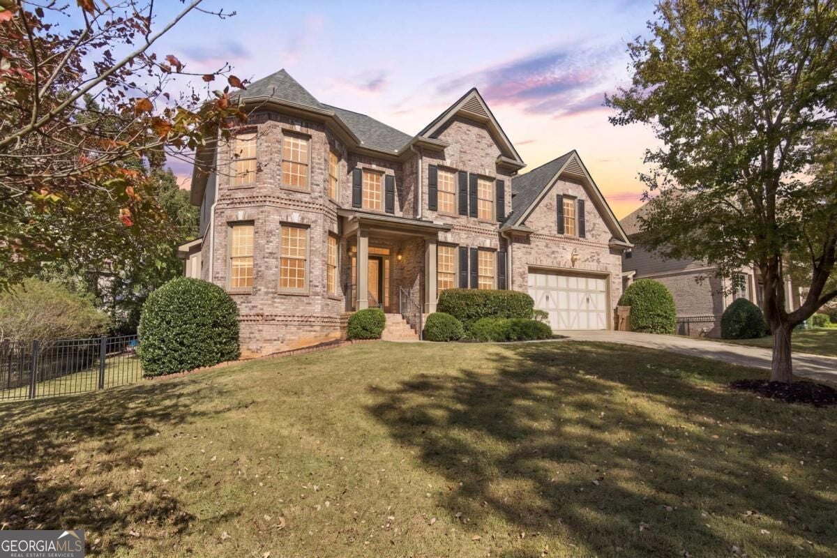 1905 Macby DR