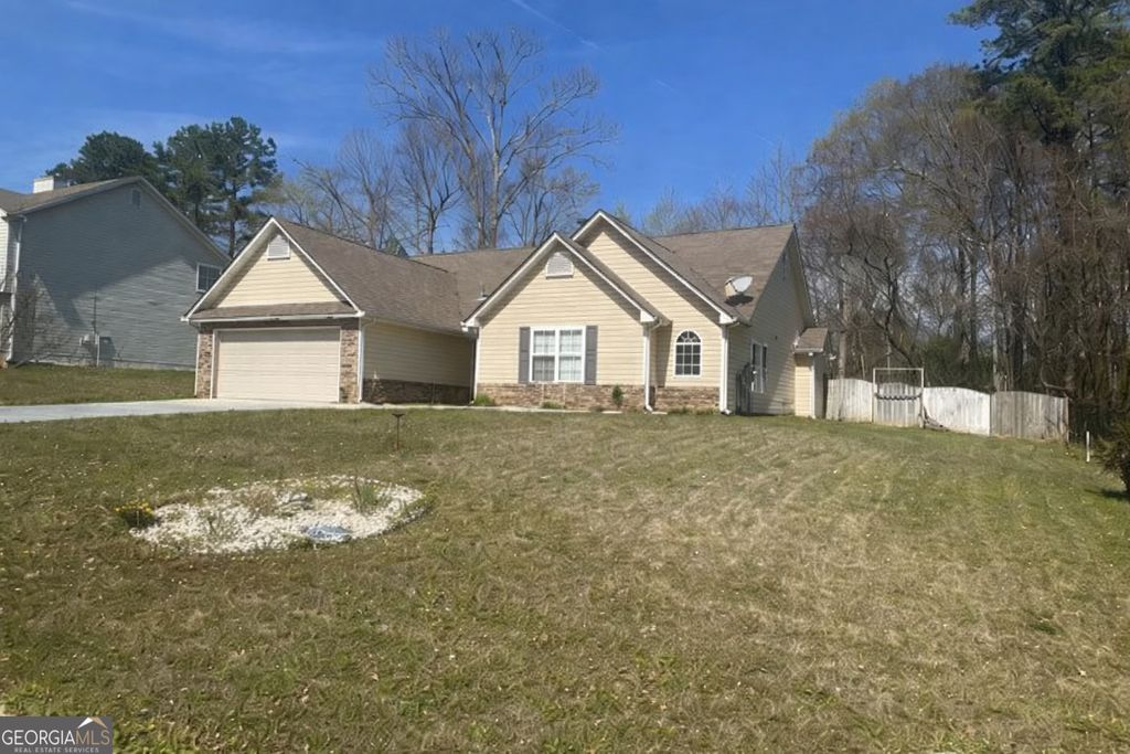 Photo of 3700 Stagecoach Pass, Ellenwood, GA 30294 (MLS # 10713973)
