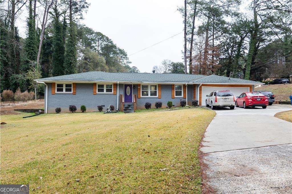 Photo of 974 Laurelmont Drive SW, Atlanta, GA 30311 (MLS # 10765897)