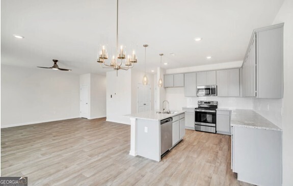 McDonough, Georgia 30253, United States, 4 Bedrooms Bedrooms, ,3 BathroomsBathrooms,Residential,Active,199084