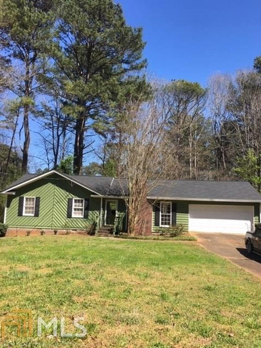 3 bedroom/2 bath ranch home on almost  acre in neighborhood with no HOA.  New roof in 2018, fresh interior paint.