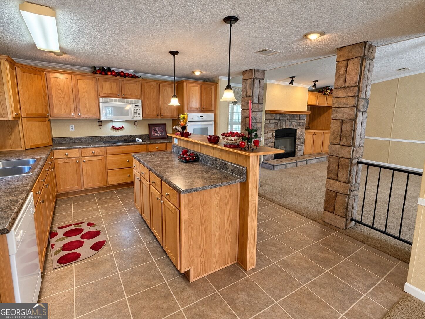 176 Fernwood CT