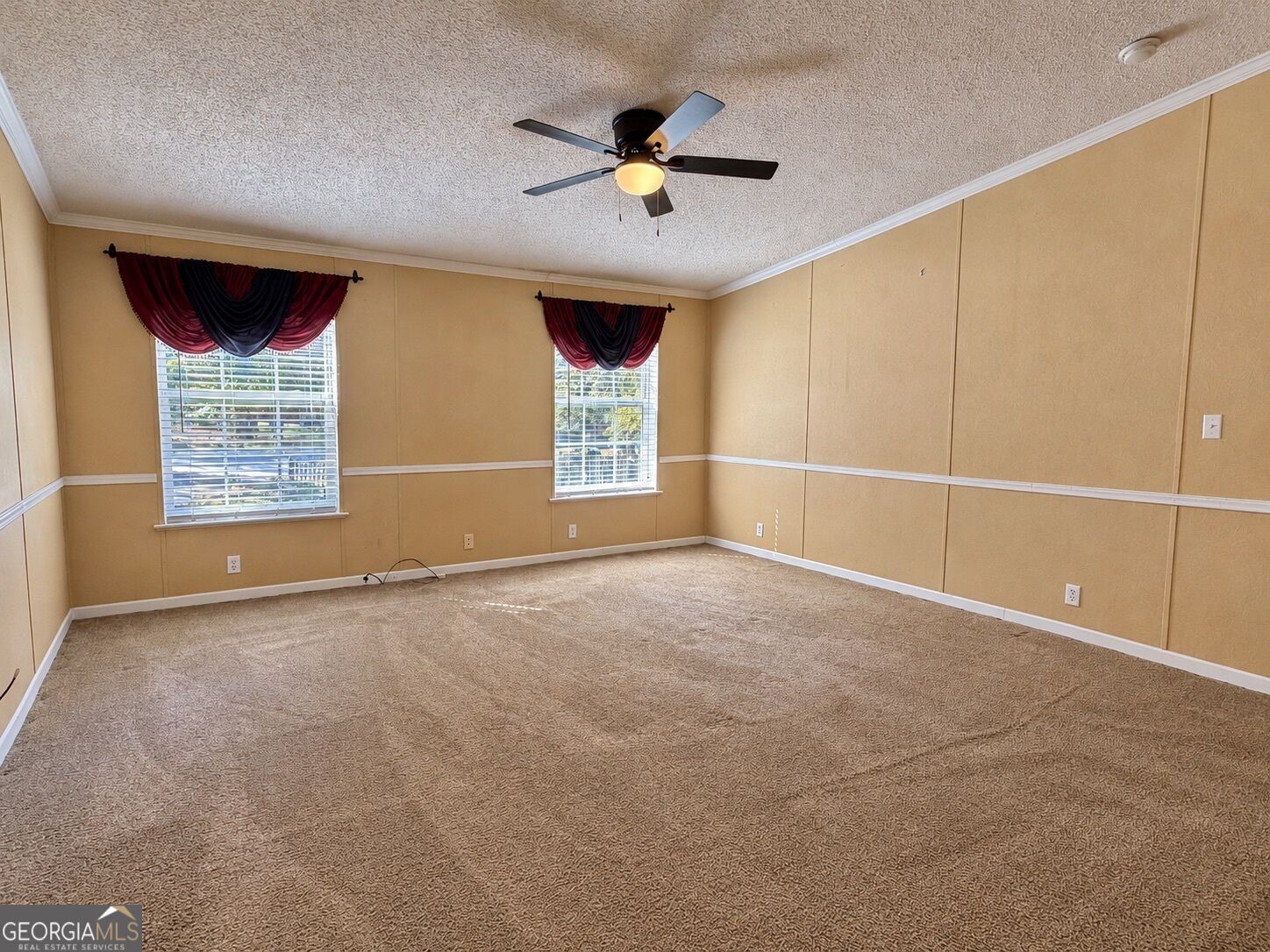 176 Fernwood CT