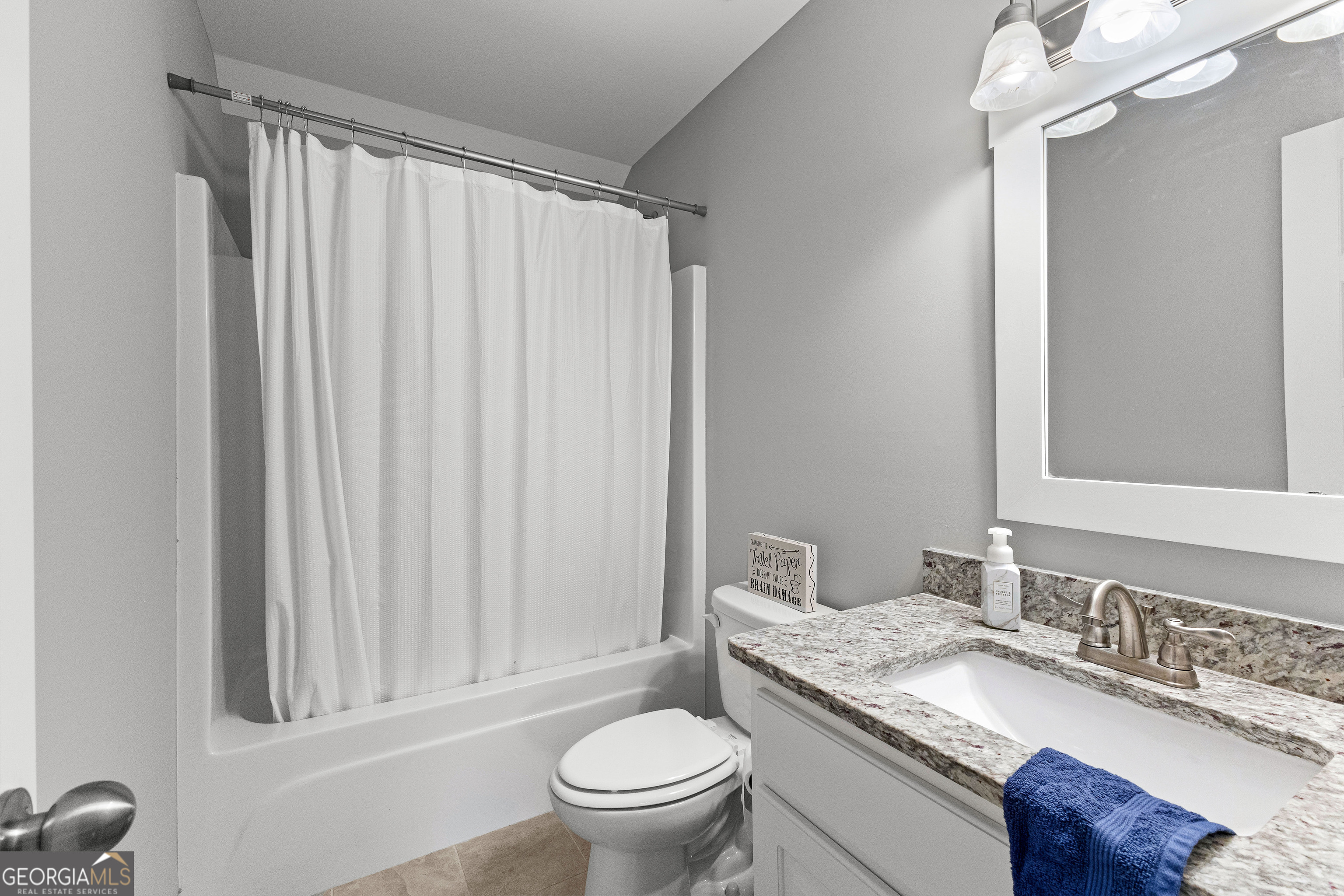 Senoia, Georgia 30276, United States, 4 Bedrooms Bedrooms, ,3 BathroomsBathrooms,Residential,Pending,126317