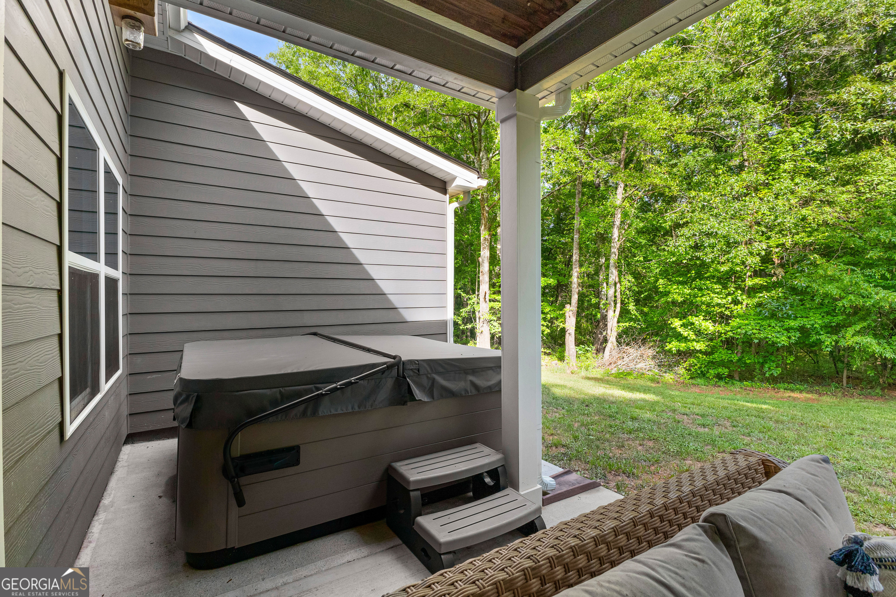 Senoia, Georgia 30276, United States, 4 Bedrooms Bedrooms, ,3 BathroomsBathrooms,Residential,Pending,126317