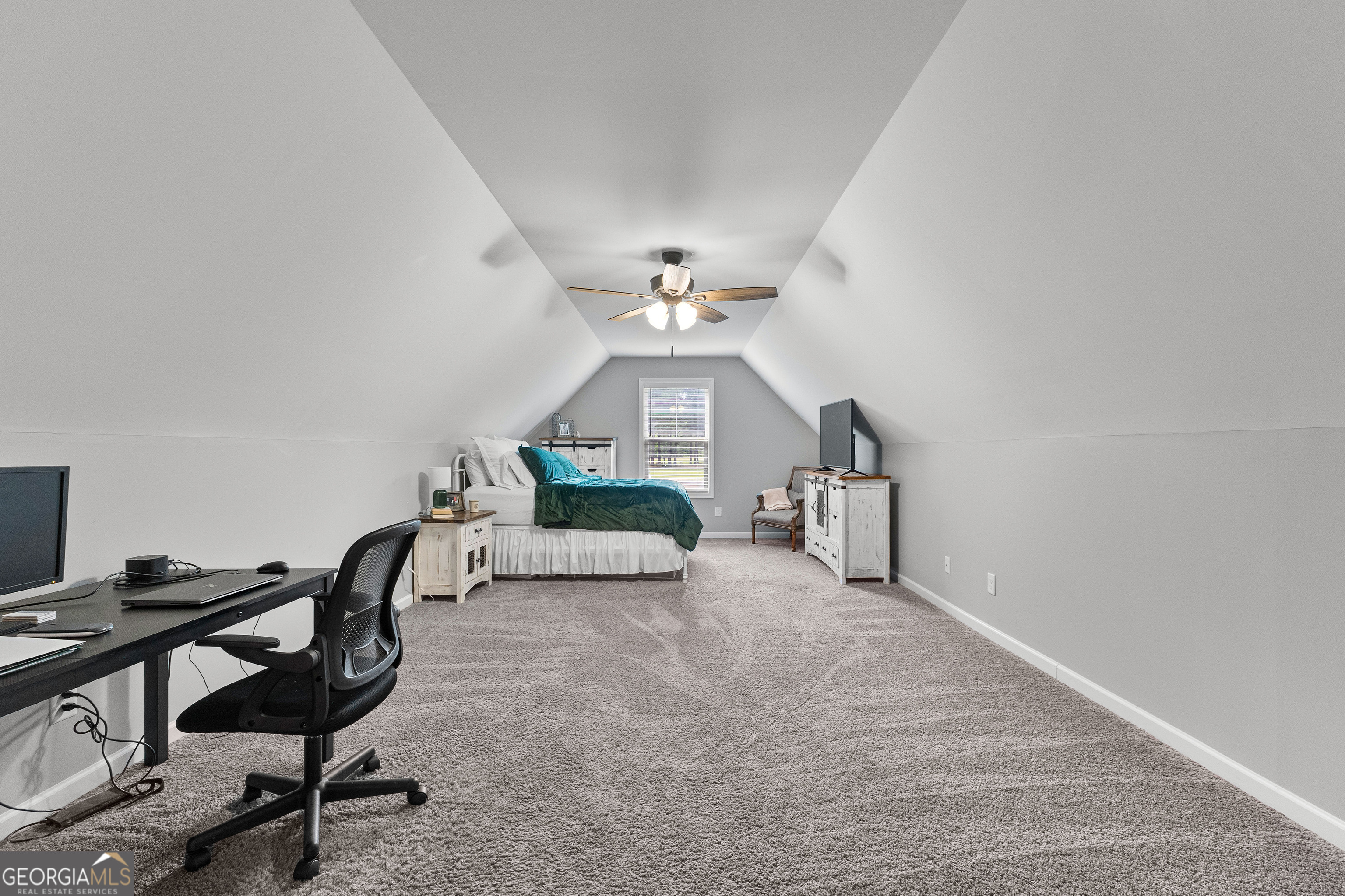 Senoia, Georgia 30276, United States, 4 Bedrooms Bedrooms, ,3 BathroomsBathrooms,Residential,Pending,126317