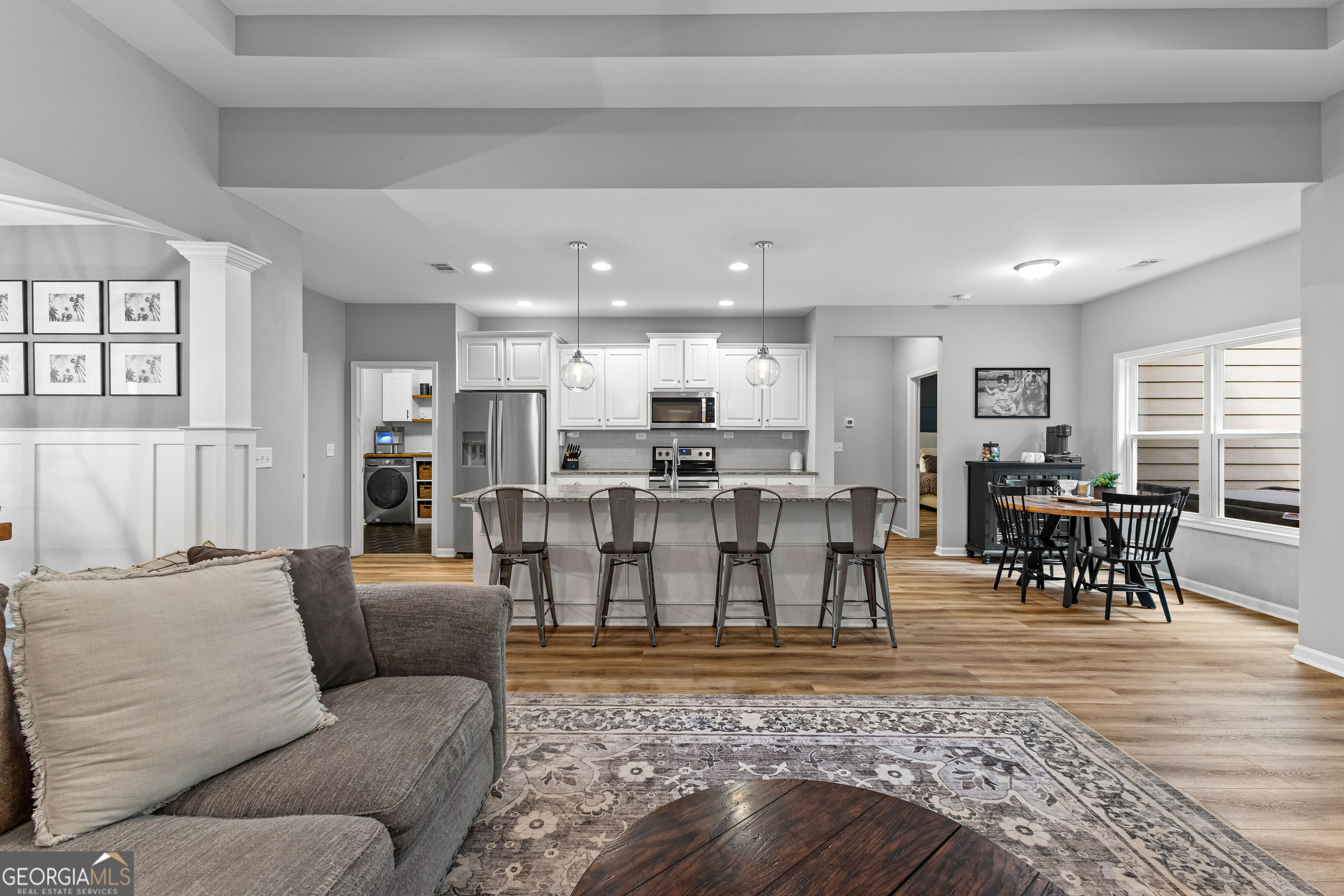 Senoia, Georgia 30276, United States, 4 Bedrooms Bedrooms, ,3 BathroomsBathrooms,Residential,Pending,126317