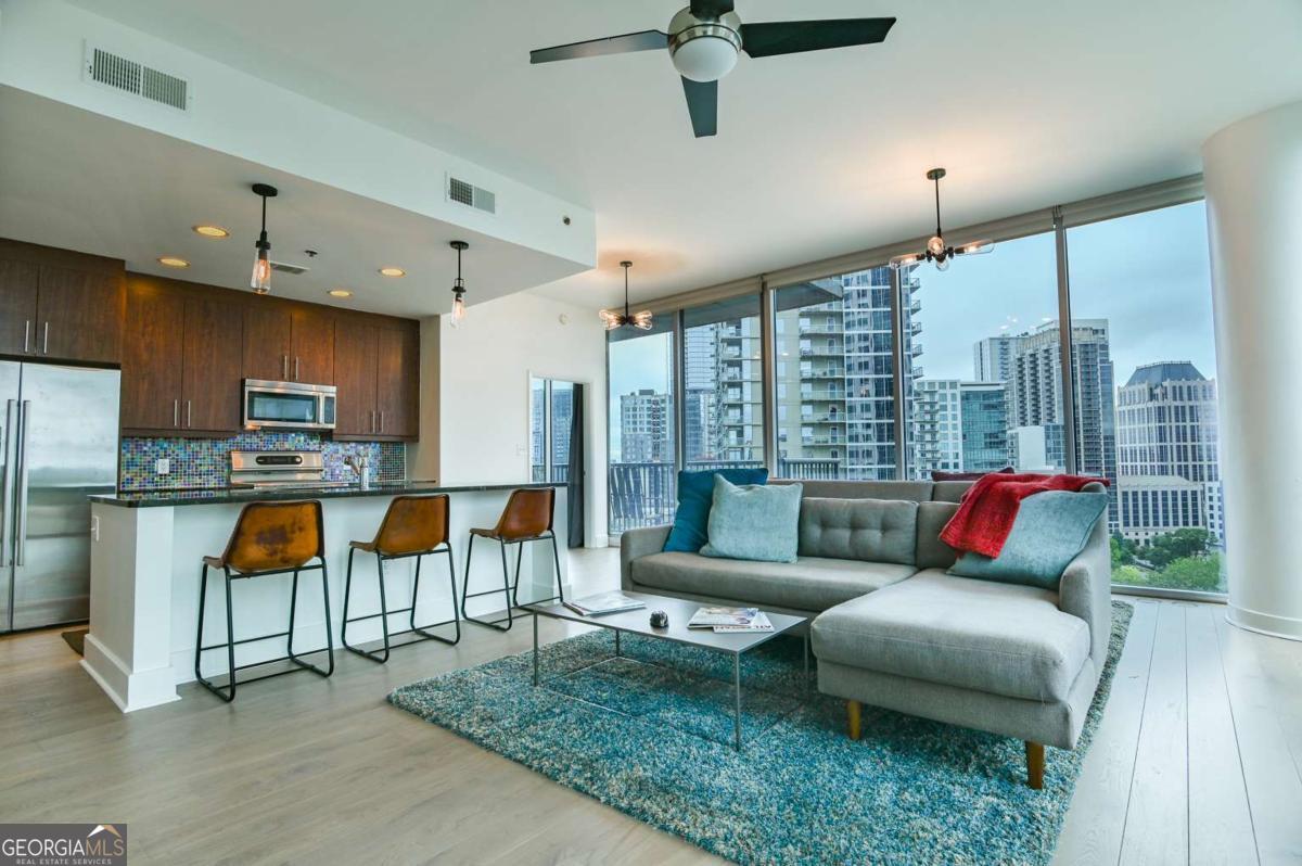 1080 Peachtree ST NE 1102